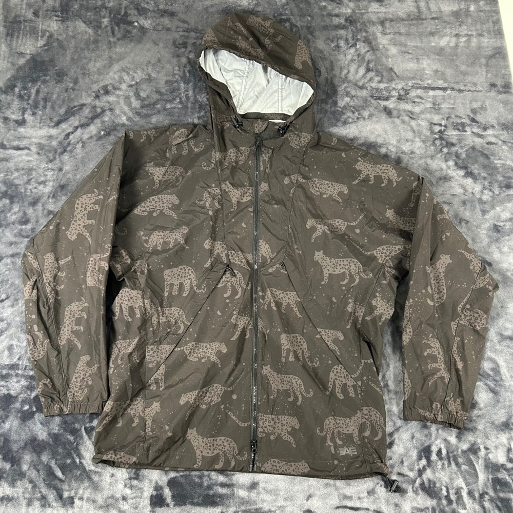 American Eagle Windbreaker Jacket Mens‎ Medium Brown Leopard Print Venture Out